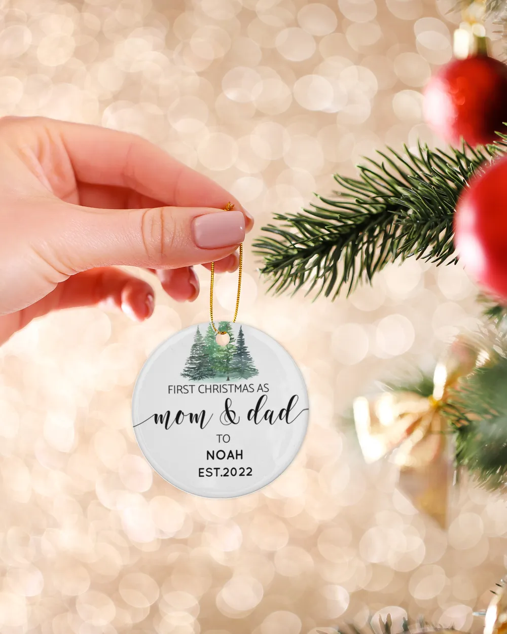 Personalized Custom New Mom And Dad First Christmas Ceramic Ornament Porcelain Ornament - Circle white one-sided __single