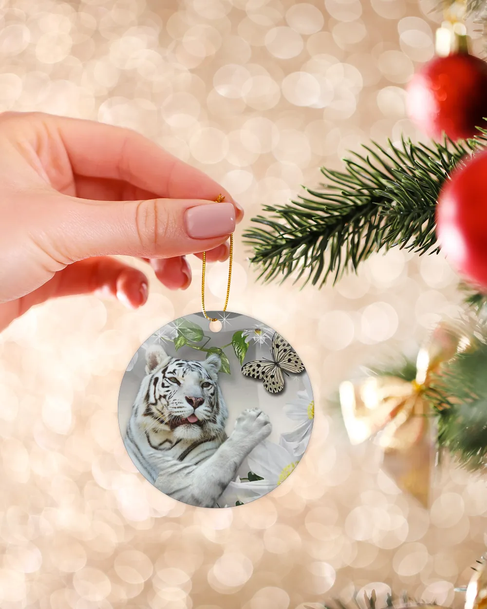 White Tiger Daisy Circle Ornament