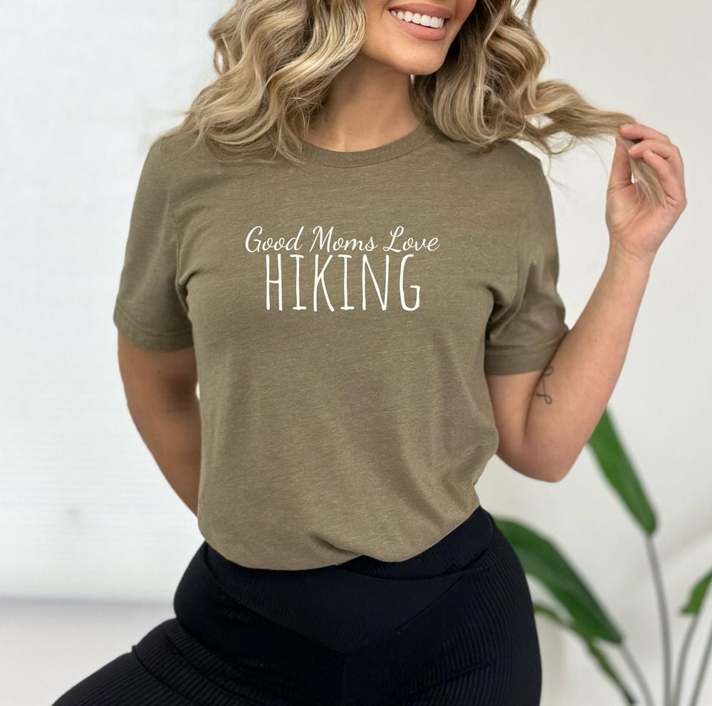 Hiking mom Shirt, Hiking Gift, mom shirt,Gift for hiker, Hiker tshirt, Hiking lover Gift, Hiking top, Adventure Shirt, Good moms love hiking