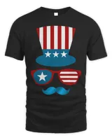 American hat and glasses and moustache to celebrate national USA holidays memorial day and independence day T-Shirt