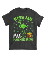 St. Patricks Day Flamingo Kiss Me Im Flocking Iris