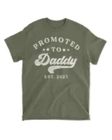 Mens Promoted To Daddy 2023 First Time Father's Day New Dad 2023 T-Shirt