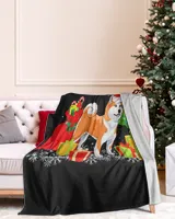 Akita With Christmas Gifts Boxes Merry Christmas T-Shirt