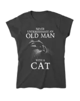 never underestimate old - cat in black QTCAT011222A20