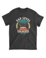 Dad Level Unlocked Est. 2022 New Dad Pregnancy Announcement Shirt Unisex Standard T-Shirt black s