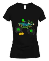 Women's Soft Style Fitted T-Shirt