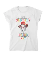 Women's Soft Style Fitted T-Shirt