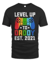 level up to daddy est. 2021 Men's Standard T-Shirt black s