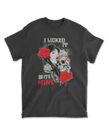 Skull I licked it so its mine bones undead Men's Standard T-Shirt black s