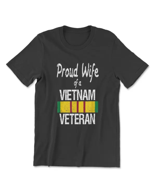 Proud Wife of a Vietnam Veteran Service Badge US Military T-Shirt