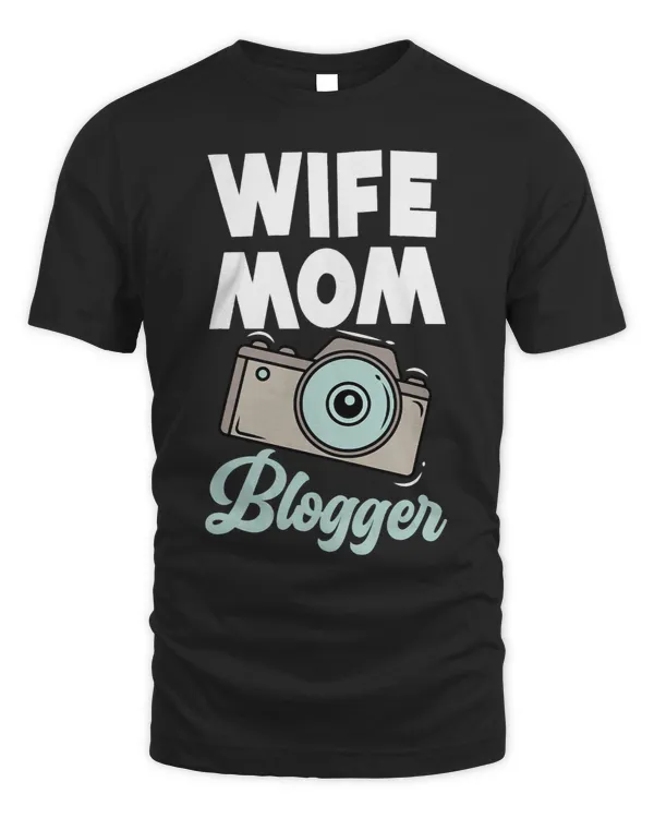 Wife Mom Blogger Blogging Vlogging Blog Traveler