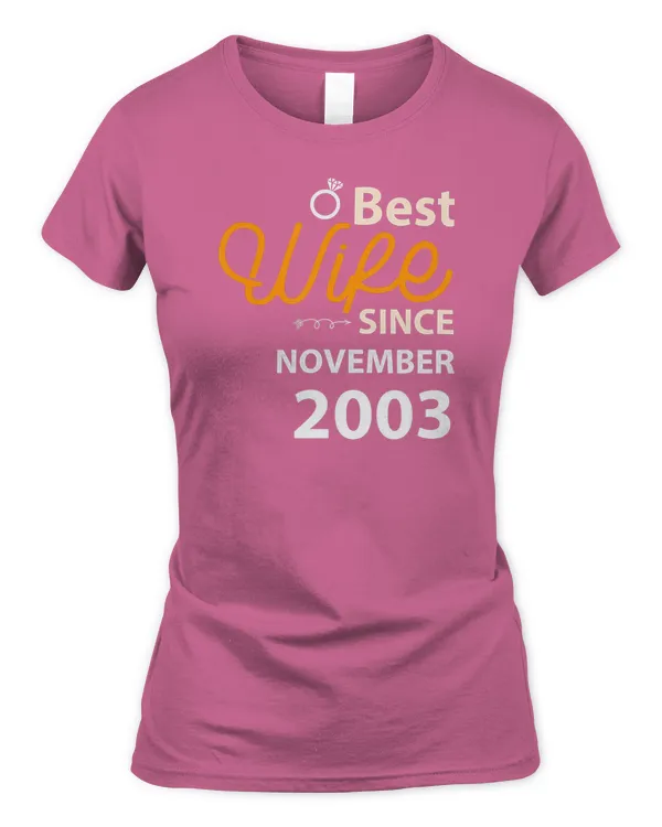 Women's Soft Style Fitted T-Shirt