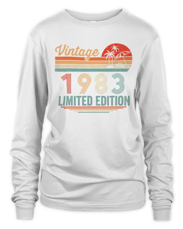 Women's Long Sleeved T-Shirt