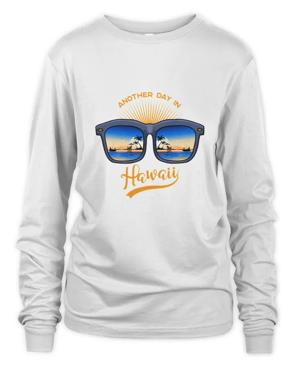 Women's Long Sleeved T-Shirt