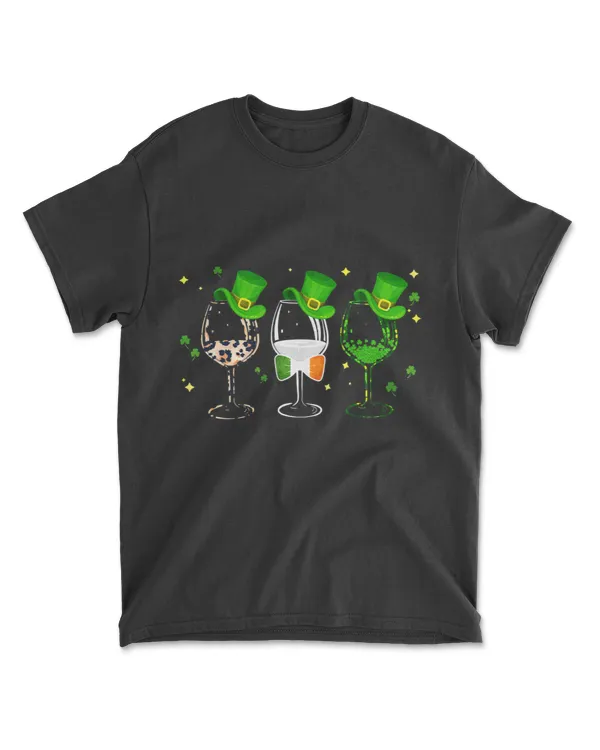 3 Wine Glasses Leprechaun Hat Wine Lovers St Patrick's Day T-Shirt