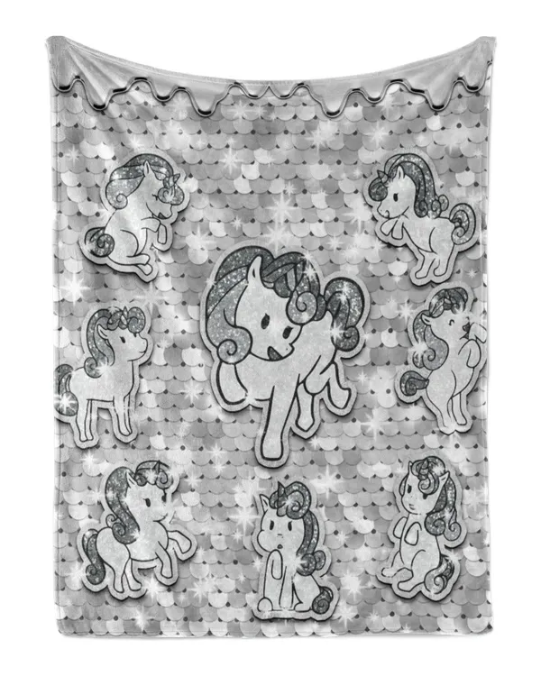 Cozy Plush Fleece Blanket (30x40in)