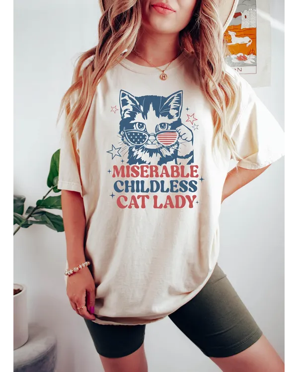 Childless Cat Lady Shirt SH98