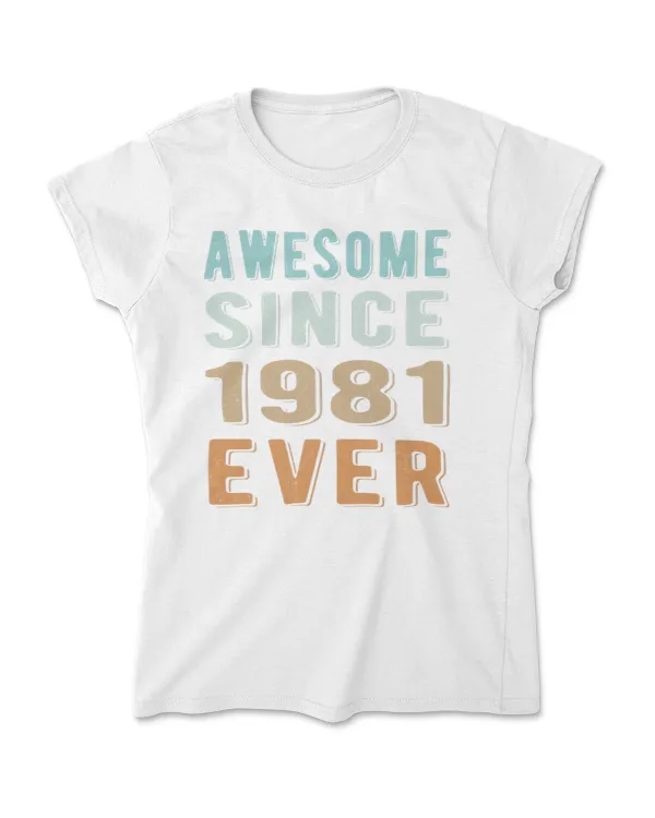 Women's Soft Style T-Shirt