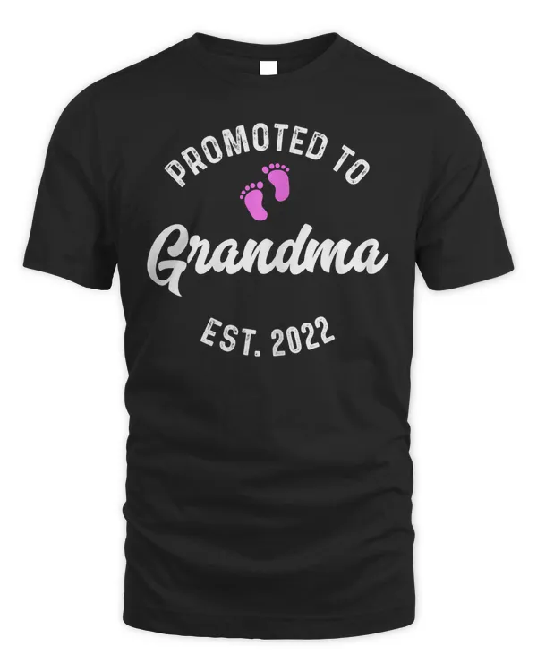Womens Promoted to Grandma 2022 Mothers Day Soon to be new Grandma T-Shirt