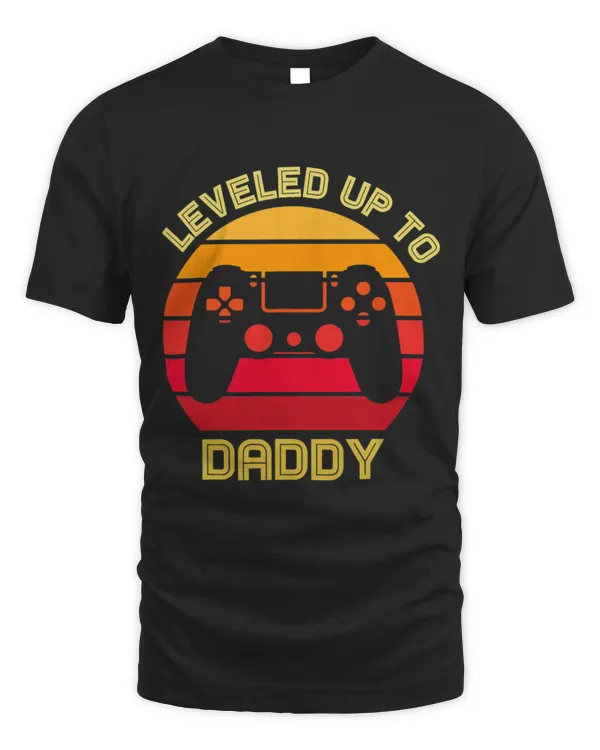 Mens Leveled Up To Daddy Gamer Apparel - Funny Dad Gamer T-Shirt  (2)