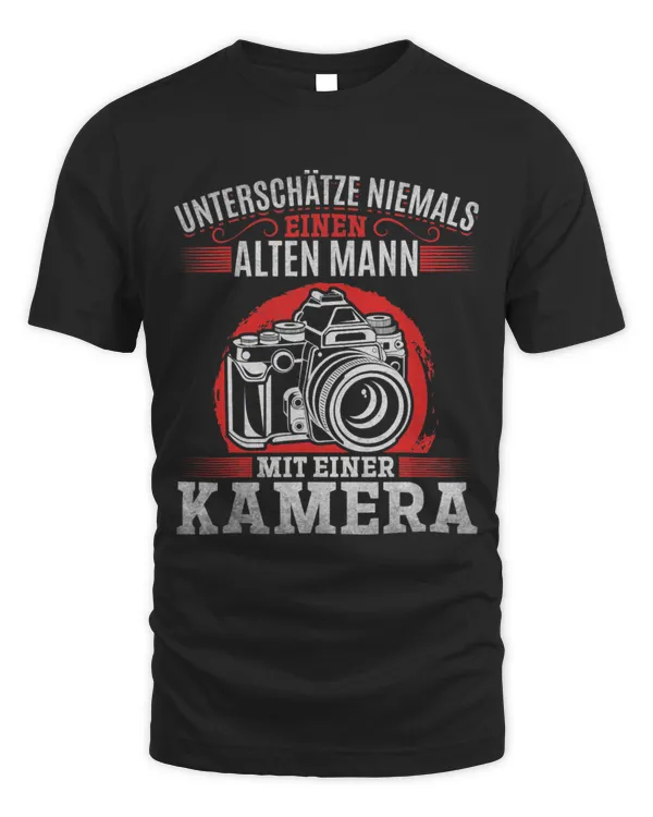 Mens Never underestimate an old man with a camera T-Shirt