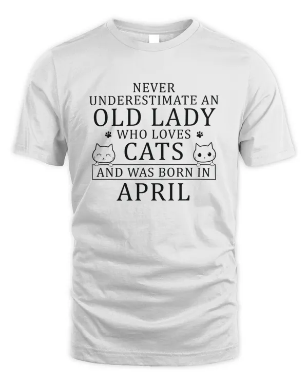 Cat Mom Born In April6865 T-Shirt T-Shirt