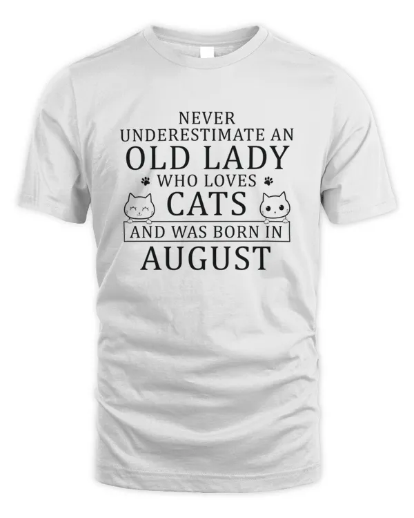 Cat Mom Born In August6864 T-Shirt T-Shirt