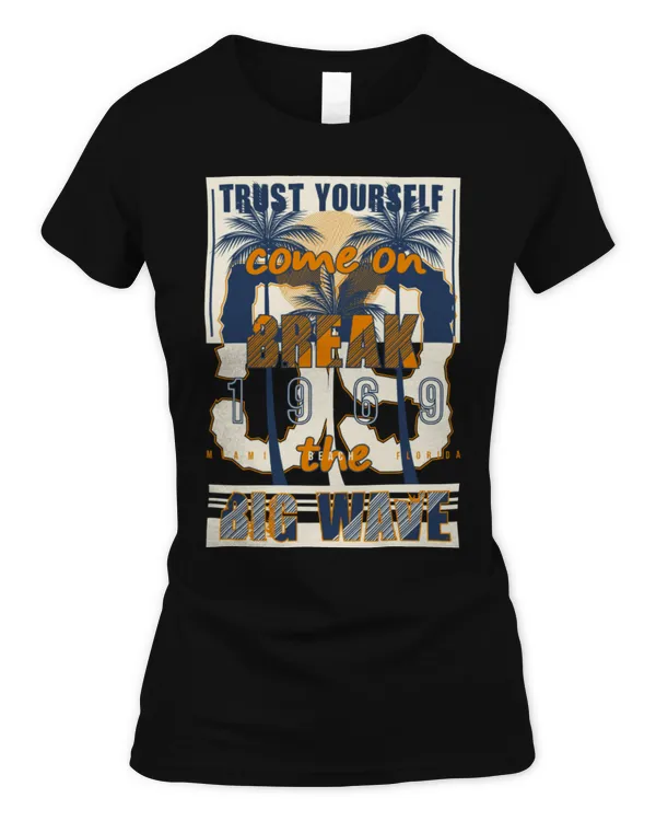Women's Soft Style Fitted T-Shirt