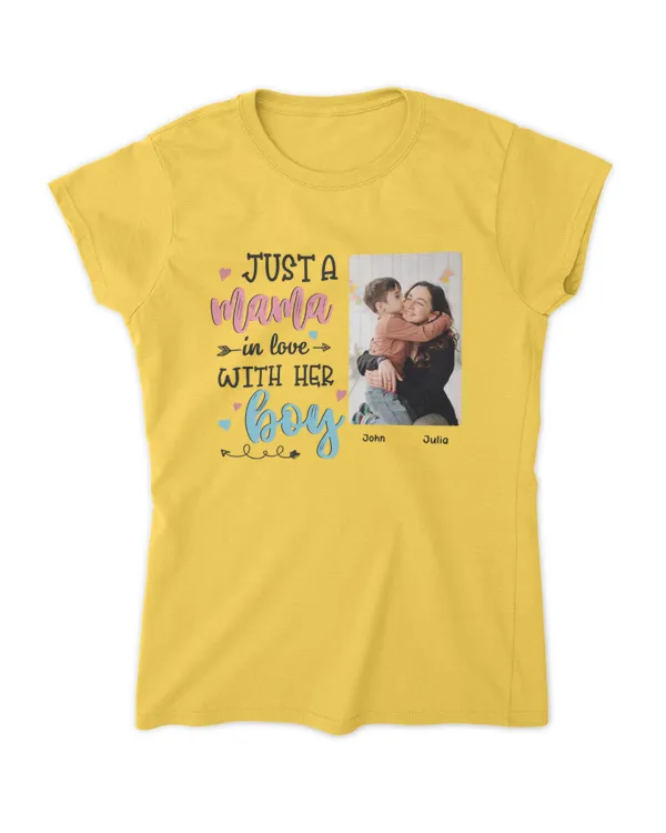 Women's Soft Style Fitted T-Shirt