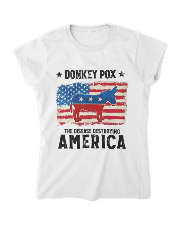 Women's Soft Style Fitted T-Shirt
