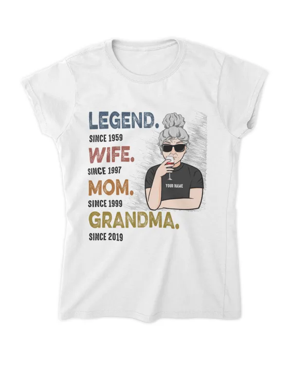 Women's Soft Style Fitted T-Shirt