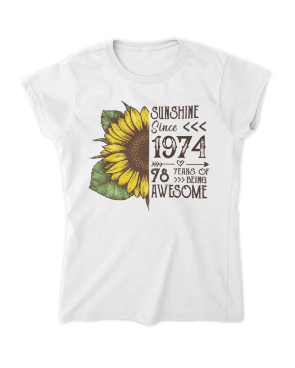 Women's Soft Style Fitted T-Shirt