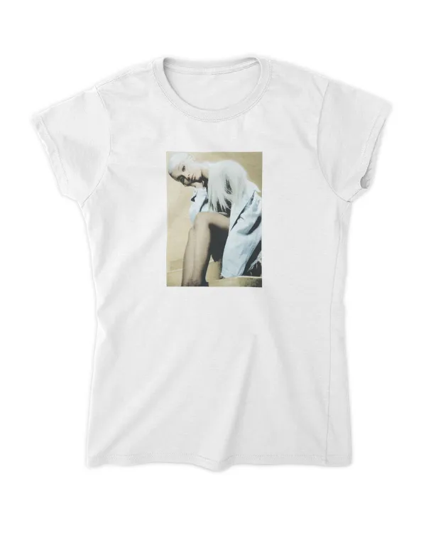 Women's Soft Style Fitted T-Shirt