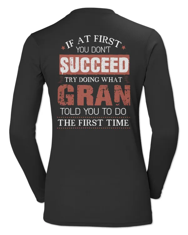 Women's Long Sleeved T-Shirt