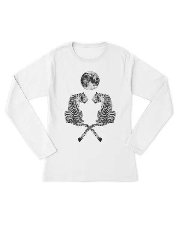 Women's Long Sleeved T-Shirt