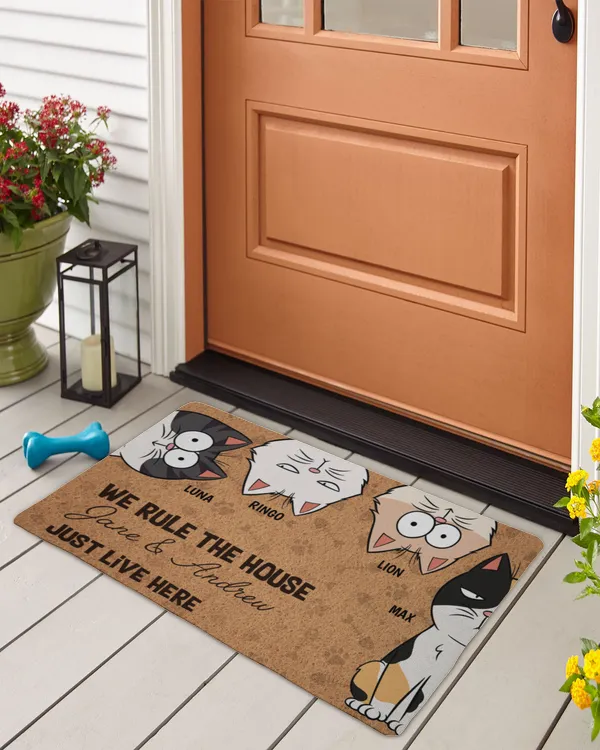 We're In Charge Here We Rule The House Cats - Personalized Doormat, Gifts For Cat Lovers, Gifts Idea For Cat Lovers