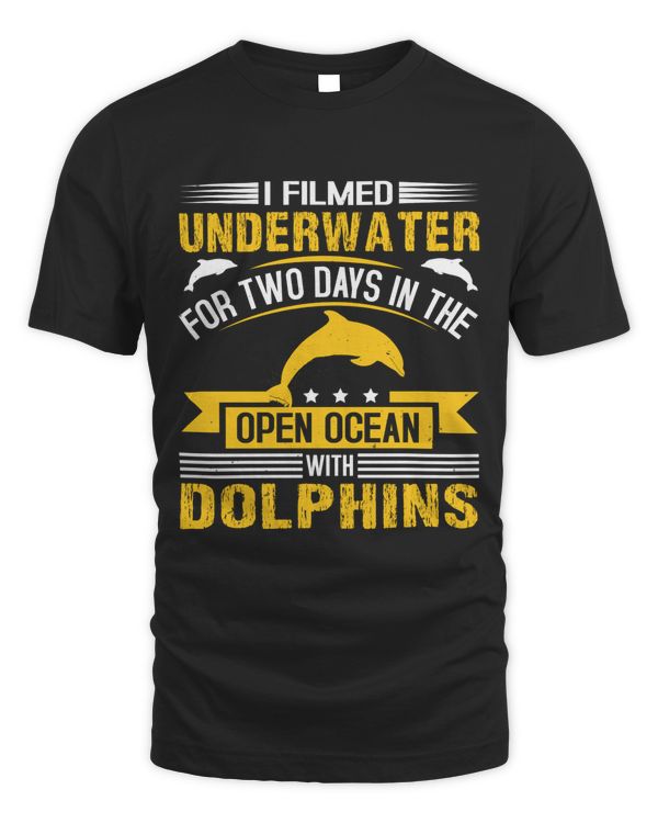 I filmed underwater for two days in the open ocean with dolphins2-01