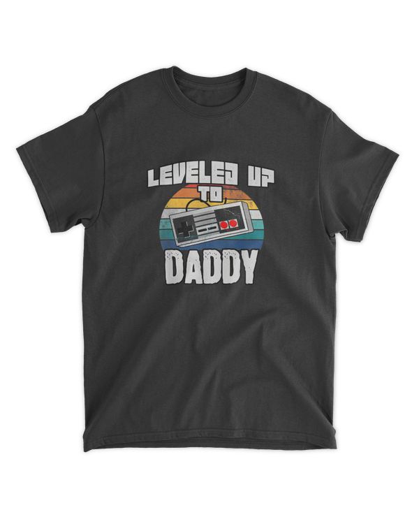 Leveled Up to Daddy 2020 Soon to be Dad Father Gift  Shirts