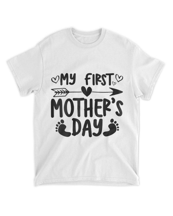 My First Mother's Day Pregnancy Announcement Pregnant T-Shirt