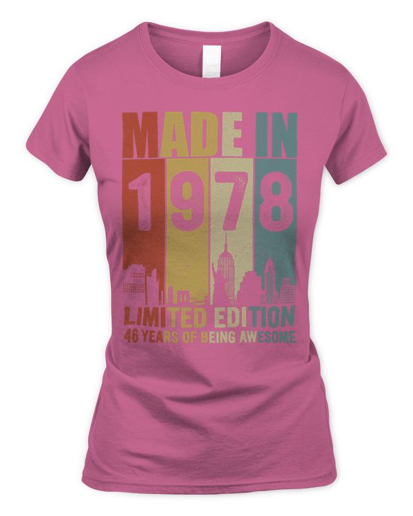 Women's Soft Style Fitted T-Shirt