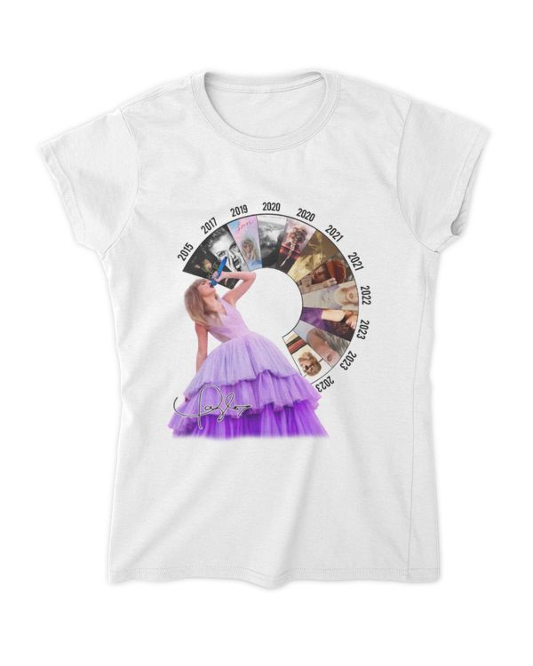 Women's Soft Style Fitted T-Shirt