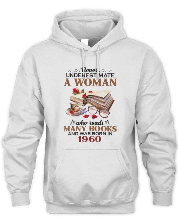 1960 x A woman who reads many books