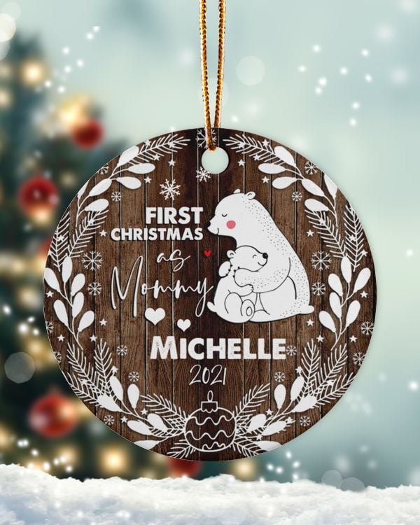 RD Personalized Mommy First Christmas, Polar Bear Personalized Circle Ornament